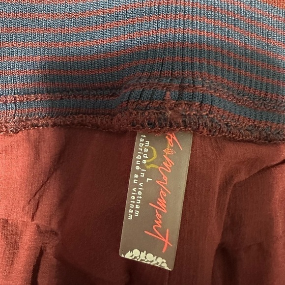 Free People Movement Cascade Flare Pants, Size Large (v) - Picture 8 of 13